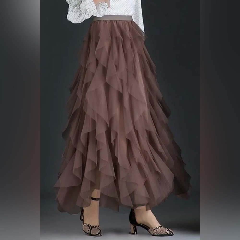 Elegant Brown Layered Women's Skirt